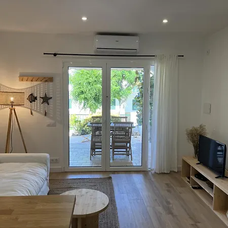Coach House By Som Menorca شقة سون بارك